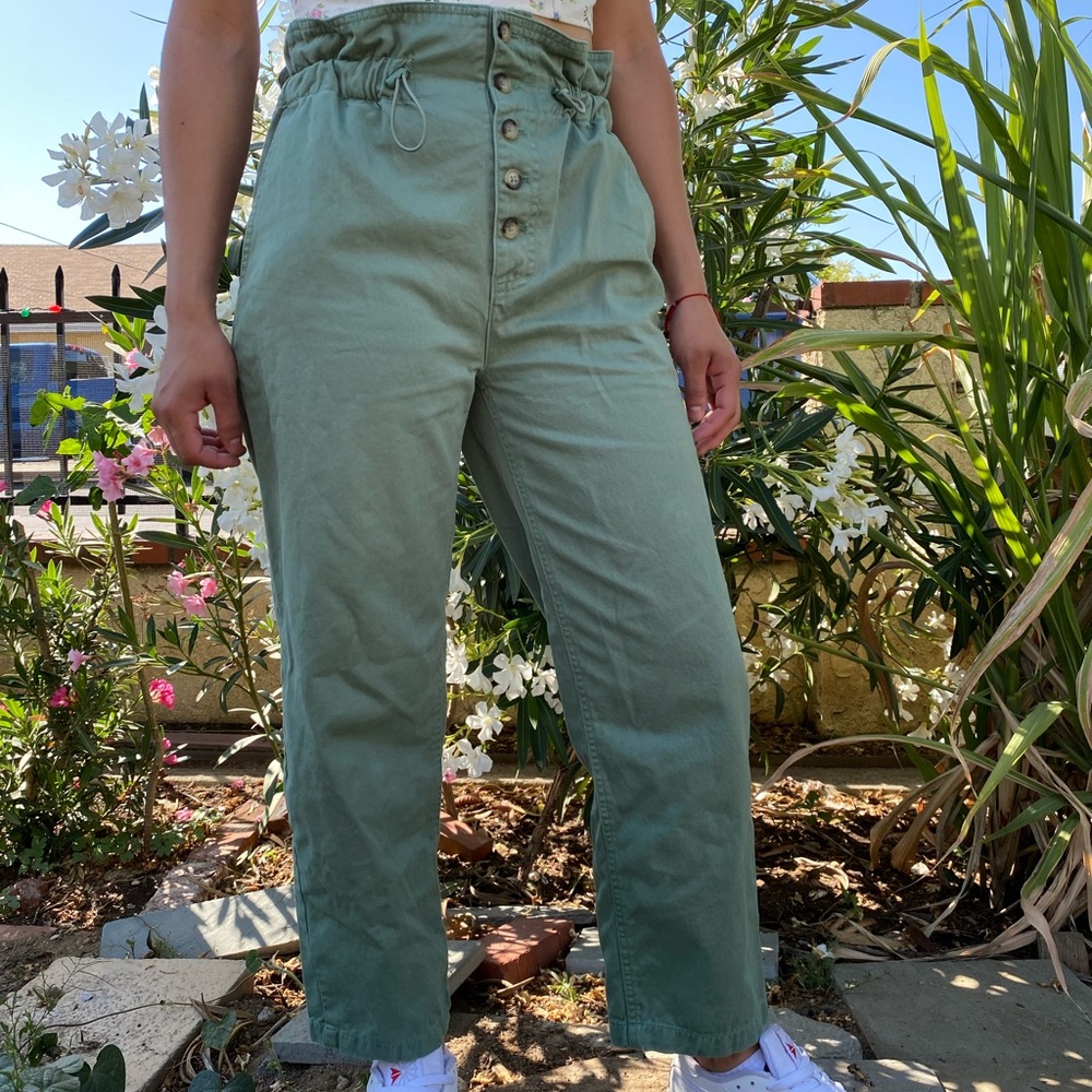 Urban outfitters Terra-high Waisted Paperbag sz XS